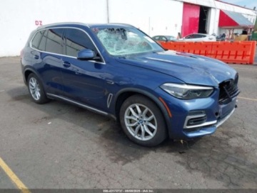 BMW X5 G05 2022 BMW X5 2022 BMW X5 PHEV XDRIVE45E 3.0 Hybryda Plug-in 282KM, zdjęcie 2