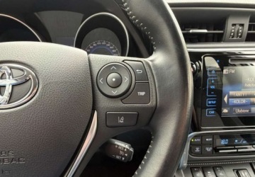 Toyota Auris II Touring Sports Facelifting 1.8 Hybrid 136KM 2017 Toyota Auris Toyota Auris Hybrid 135 Premium 1.8 Hybryda 136KM, zdjęcie 7