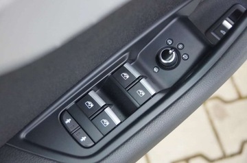 Audi A4 B9 Avant 2.0 TDI 190KM 2017 Audi A4 Allroad 2.0 TDI CR 190 KM, 4x4, S-Tronic, Full LED, Webasto, Hak,, zdjęcie 24