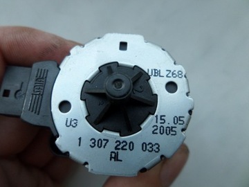 MOTOREK SVĚTLA XENON SVĚTEL MERCEDES B TŘÍDA W245