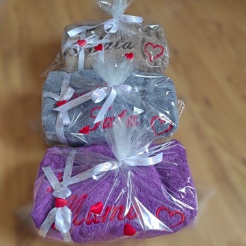 Подарок папе полотенце 50 х 100 см с вышитым посвящением ко Дню отца.