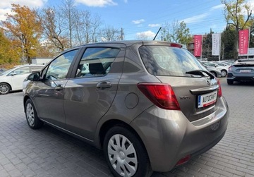Toyota Yaris III Hatchback 5d Facelifting 1.33 Dual VVT-i 99KM 2017 Toyota Yaris salon Polska, instalacja gazowa 1.3 BenzynaLPG 99KM, zdjęcie 22