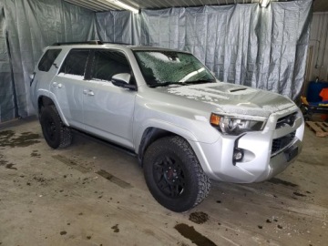 Toyota 2022 Toyota 4-Runner Trd Off-Road Premium 2022 4.0 Benzyna 270KM, zdjęcie 4