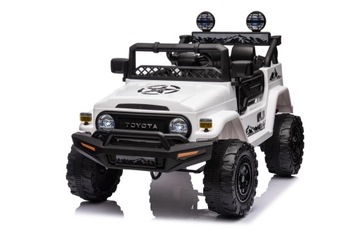 Auto na akumulator Toyota FJ Cruiser 4x4