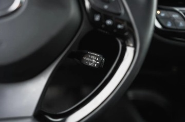 Toyota C-HR I Crossover Facelifting 1.8 Hybrid 122KM 2022 Toyota C-HR 1.8 Hybrid, Serwis ASO, Automat, zdjęcie 22