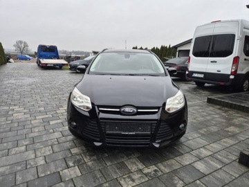 Ford Focus III Kombi 1.0 EcoBoost 125KM 2013 Ford Focus 1.0 Benz Nowy rozrzad Bogata wersja Benzyna 125KM, zdjęcie 2