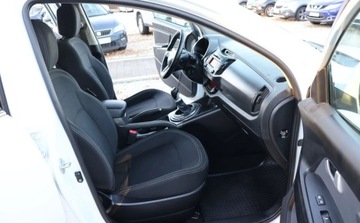 Kia Sportage III SUV 1.7 CRDi 116KM 2011 Kia Sportage Climatronic, Grzane Fotele, Tempomat, Czujniki, Wielofunkcyjn, zdjęcie 9