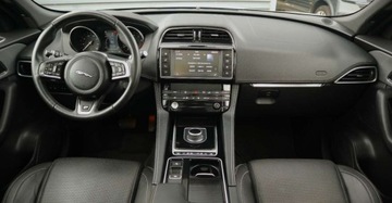 Jaguar F-Pace SUV 2.0 i4P 300KM 2017 Jaguar F-Pace (Nr.158) 30t R-sport Automat Pan..., zdjęcie 13