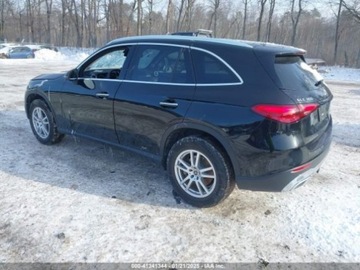 Mercedes GLC C254/X254 2023 Mercedes-Benz GLC 2023 Mercedes-Benz GLC 300 4MATIC SUV 2.0 Benzyna 255KM, zdjęcie 2