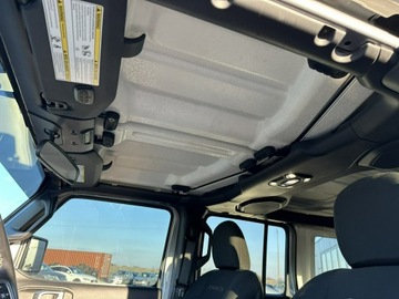 Jeep Wrangler IV Sport 4d Seria 5  2.0 GME Turbo  272KM 2019 Jeep Wrangler Sahara 2.0T 272KM 4x4 2019r. Hardtop, zdjęcie 13