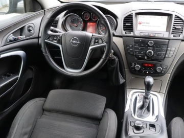 Opel Insignia I Sedan 2.0 CDTI ECOTEC 130KM 2009 Opel Insignia 2.0 CDTI, Automat, Navi, Klima, zdjęcie 6
