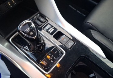 Mitsubishi Eclipse Cross 2021 Mitsubishi Eclipse Cross 2.4 PHEV Instyle Plus 2.4 Benzyna 98KM, zdjęcie 13