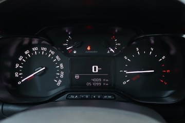 Citroen C3 III Hatchback 1.2 PureTech 110KM 2018 Citroen C3 1.2 PureTech, Salon Polska, zdjęcie 10