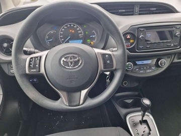 Toyota Yaris III Hatchback 5d Facelifting 2017 1.5 Hybrid 100KM 2020 Toyota Yaris Toyota Yaris, serwisowany w ASO, 1 wlaciciel, VAT 23 1.5, zdjęcie 14
