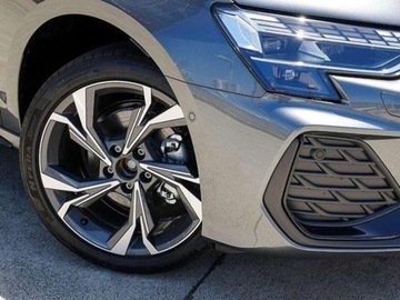 Audi A3 8Y Limousine Facelifting 1.5 35 TFSI 150KM 2025 AUDI A3 35 TFSI S Line Sedan 1.5 (150KM) 2025, zdjęcie 16