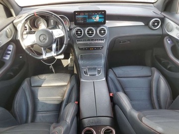 Mercedes GLC C253 2021 Mercedes-Benz GLC 43 4Matic AMG 2021 3.0l 3.0 Benzyna 385KM, zdjęcie 8