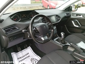 Peugeot 2015 Peugeot 308 Peugeot 308 1.2 PureTech Allure SampS 1.2 Benzyna 110KM, zdjęcie 4