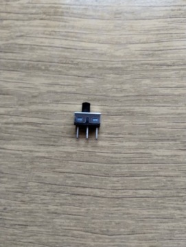 Ползунковый переключатель SS12D10 2-позиционный 3-контактный 3А