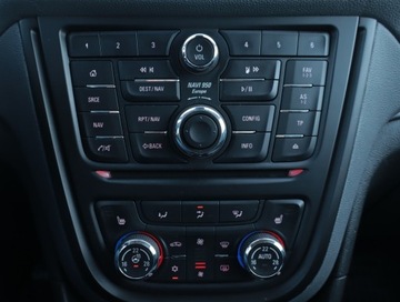 Opel Mokka I SUV 1.4 Turbo ECOTEC 140KM 2013 Opel Mokka 1.4 Turbo, 4X4, Skóra, Navi, Xenon, zdjęcie 12