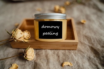 Наклейки для классной доски 28 шт 4х5,5см + меловой маркер TOMA белый 1,5мм