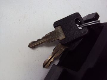 ДЕРЖАТЕЛЬ ДЛЯ ЛЫЖ BMW F10 F15 F20 F30