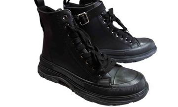 НОВИНКА Молодежные черные кроссовки Trapper 39
