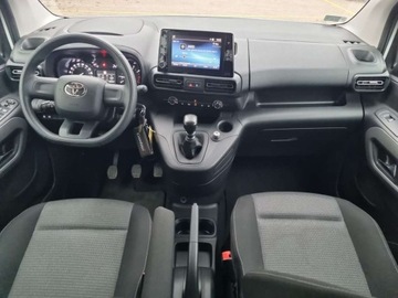 Toyota 2022 Toyota Proace City Verso Toyota PROACE CITY VERSO 1.2 D-4T Business, VAT23, zdjęcie 2