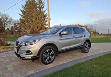 Nissan Qashqai II Crossover 1.6 DIG-T 163KM 2017 Nissan Qashqai Nissan Qashqai 1.6 DIG-T N-Connecta 1.6 Benzyna 163KM