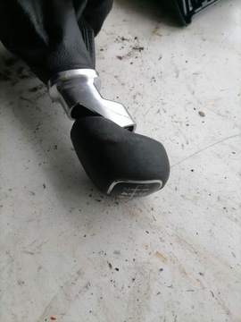 Кожаные пыльники ручки Hyundai i30 I 07-12 года 6 передач