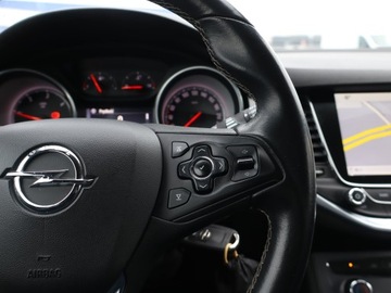 Opel Astra J GTC 1.6 CDTI Ecotec 110KM 2015 Opel Astra 1.6 CDTI, Navi, Klima, Tempomat, zdjęcie 15