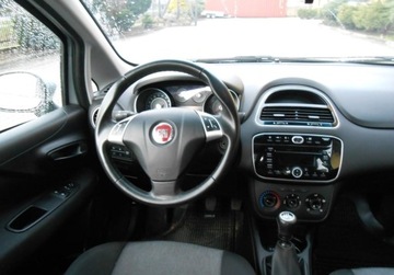 Fiat Punto Punto 2012 Hatchback 3d 1.4 8v 77KM 2014 Fiat Grande Punto Fiat Grande Punto EVO, zdjęcie 8
