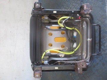 MITSUBISHI OUTLANDER I 5D SEDADLO ŘIDIČE PŘEDNÍ LEVÝ