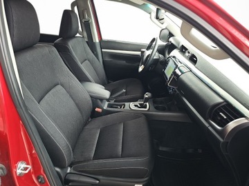 Toyota Hilux VIII Podwójna kabina Facelifting 2.8 D-4D 204KM 2023 Toyota Hilux 2.8 D-4D Double Cab SR5+ 4x4 2.8 D-4D, zdjęcie 7