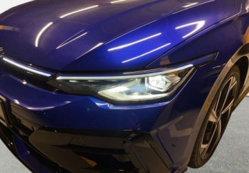 Volkswagen Golf VIII R Facelifting 2.0 TSI 333KM 2024 Volkswagen Golf Variant VAT 23 R 2.0TSI 333KM DSG 4motion 20242025 r., sal, zdjęcie 8