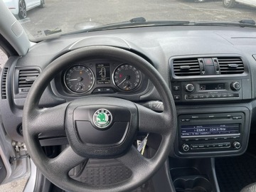 Skoda Roomster 2012 Škoda Roomster Skoda Roomster 1.6-16V Scout Klima, zdjęcie 17