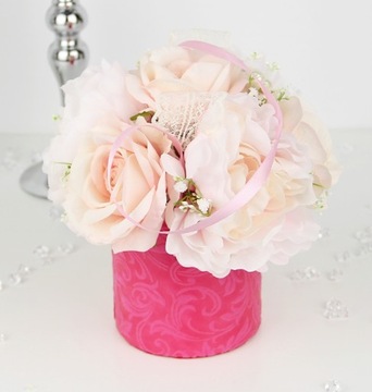 Букет в супер РОЗОВОЙ коробке, цветы POWDER LUX