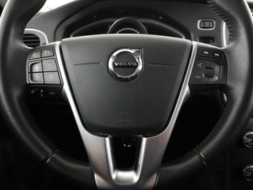 Volvo V40 II Hatchback Facelifting 2.0 D3 150KM 2018 Volvo V40 Automat navi klima auto czujniki, zdjęcie 20
