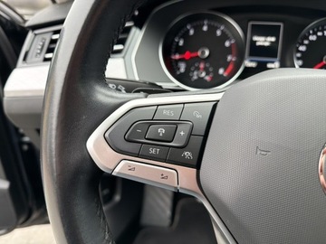 Volkswagen Passat B8 Variant Facelifting 1.5 TSI EVO 150KM 2022 Volkswagen Passat 1.5 TSI / 150 KM Business DSG FV, zdjęcie 23