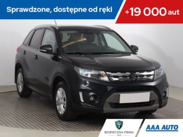 Suzuki Vitara III SUV 1.6 VVT 120KM 2016 Suzuki Vitara 1.6 VVT, Salon Polska