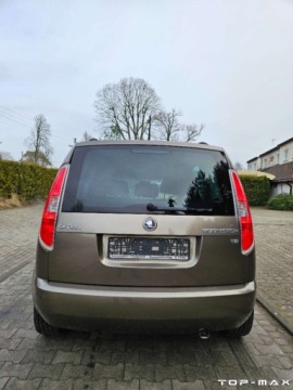 Skoda Roomster Mikrovan Facelifting 1.2 TSI 85KM 2013 Skoda Roomster 1.2 TSI Bogata Wersja 1.2 Benzyna 86KM, zdjęcie 10