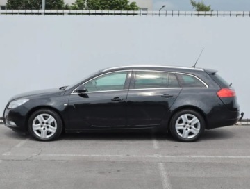 Opel Insignia I Sports Tourer 2.0 CDTI ECOTEC 160KM 2011 Opel Insignia 2.0 CDTI, Klima, Klimatronic, zdjęcie 2