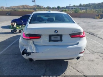 BMW Seria 3 G20-G21 2019 BMW Seria 3 330I 2019, od ubezpieczalni 2.0 Benzyna 255KM, zdjęcie 5
