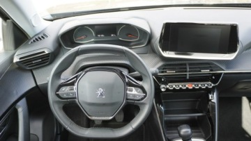 Peugeot 2008 II SUV 1.2 PureTech 100KM 2021 Peugeot 2008 2021 Rok Bogate wyposażenie, zdjęcie 12