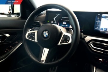 BMW Seria 3 G20-G21 Limuzyna 2.0 330i 258KM 2023 BMW Seria 3 330i SedanM Pakiet SportowyActive Guard PlusPakiet Aerodynamic, zdjęcie 3