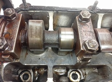 АУДИ 80 ГОЛОВКА