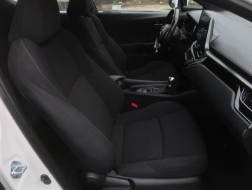 Toyota C-HR I Crossover 1.8 Hybrid 122KM 2017 Toyota C-HR 1.8 Hybrid, Salon Polska, Serwis ASO, zdjęcie 8