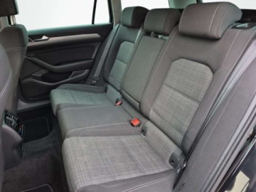 Volkswagen Passat B8 Variant Facelifting 2.0 TDI SCR 150KM 2022 Volkswagen Passat Variant FULL LEDDSG Masaze Virtual HAK Faktura VAT, zdjęcie 29