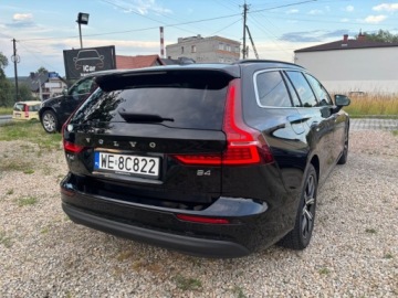 Volvo V60 II  Kombi Facelifting 2.0 B4 B 197KM 2023 Volvo V60 B-4 CORE SALON POLSKA ASYSTENTY F-RA VAT 23 2.0 Benzyna, zdjęcie 21