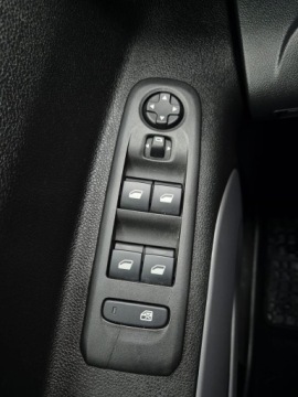 Toyota Proace II 2020 Toyota PROACE CITY VERSO 1.2 D-4T Business 1.2 D-4, zdjęcie 8