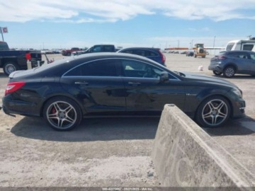 Mercedes CLS W218 2012 Mercedes-Benz CLS 63 AMG 2012 5.5l 5.5 Benzyna 518KM, zdjęcie 6